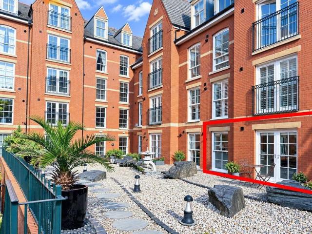 1 bedroom flat for sale