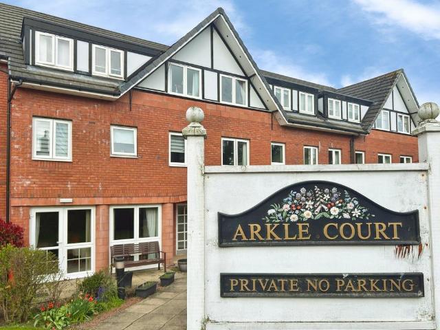 1 bedroom flat for sale