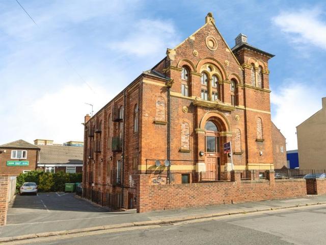 1 bedroom flat for sale