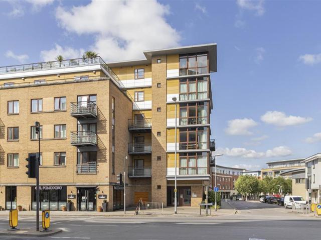 1 bedroom flat for sale