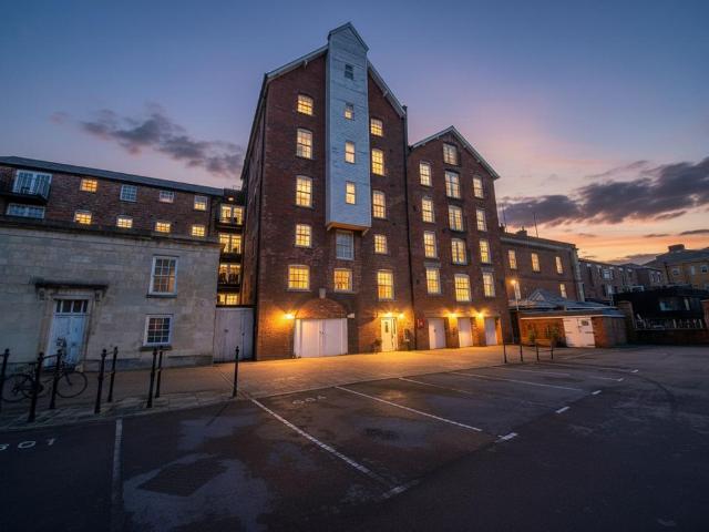 1 bedroom flat for sale