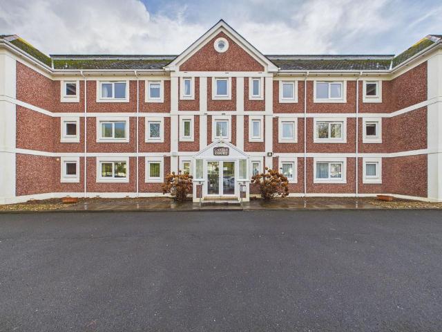 1 bedroom flat for sale