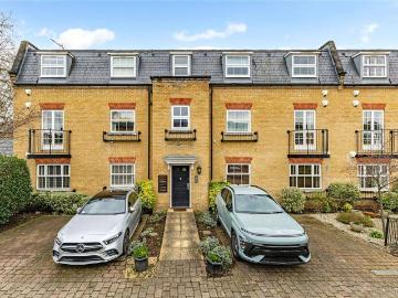 1 bedroom flat for sale