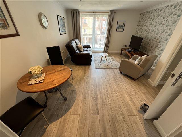 1 bedroom flat for sale
