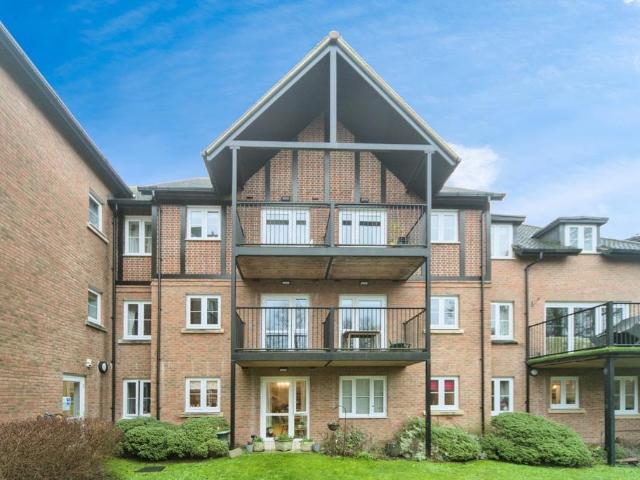 1 bedroom flat for sale