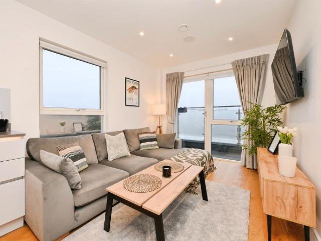 1 bedroom flat for sale