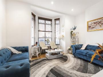 1 bedroom flat for sale