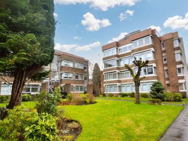 1 bedroom flat for sale
