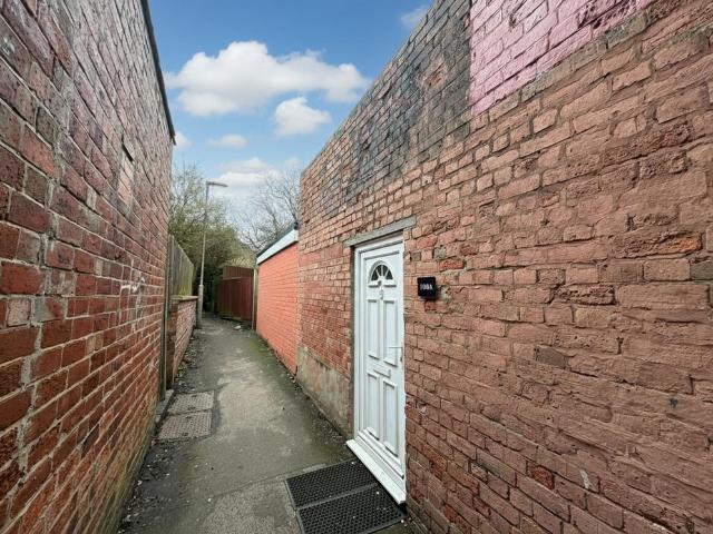 1 bedroom flat for sale