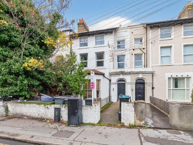 1 bedroom flat for sale