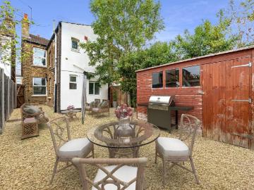 1 bedroom flat for sale