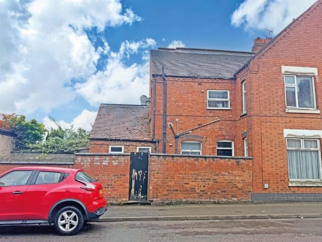 1 bedroom flat for sale