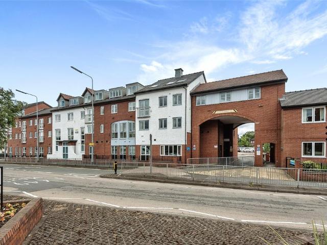 1 bedroom flat for sale