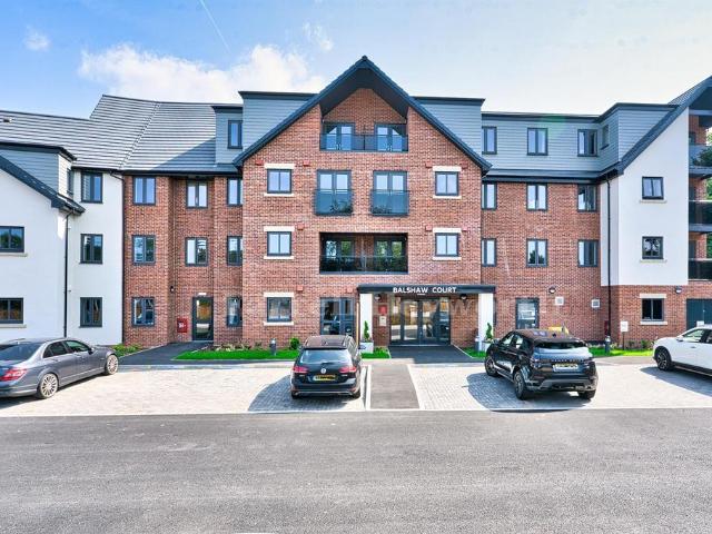 1 bedroom flat for sale