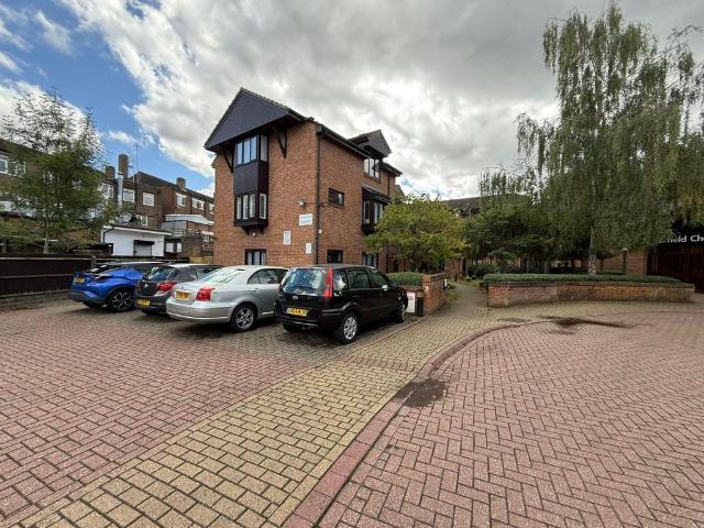 1 bedroom flat for sale