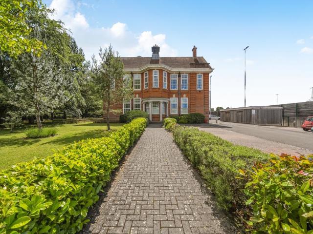 1 bedroom apartment for sale