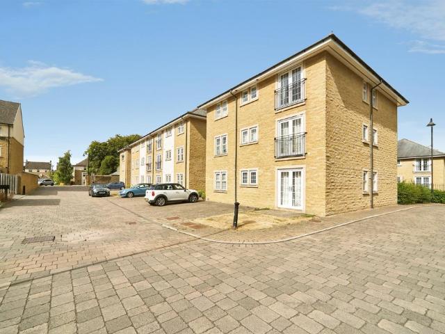 1 bedroom flat for sale
