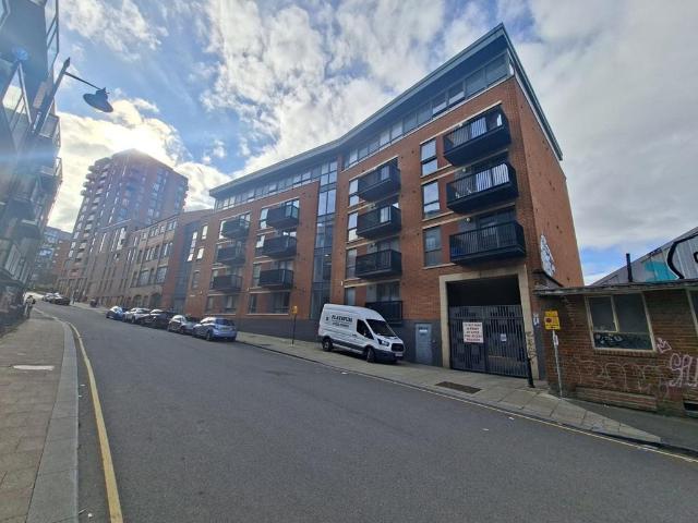1 bedroom flat for sale