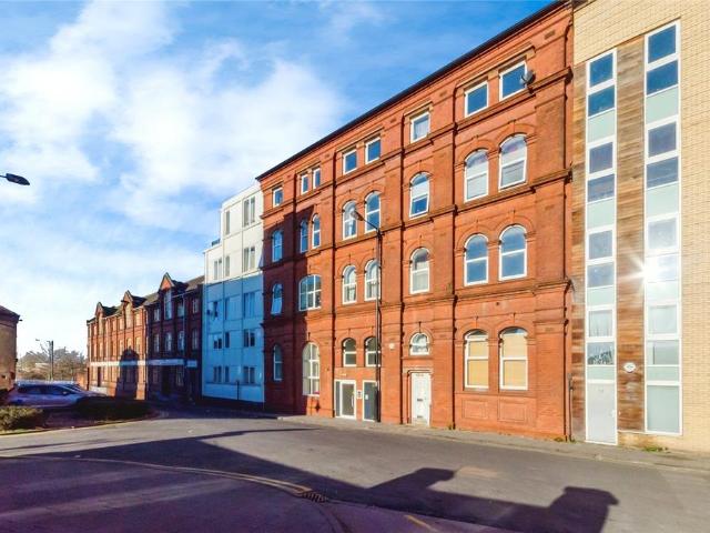 1 bedroom flat for sale