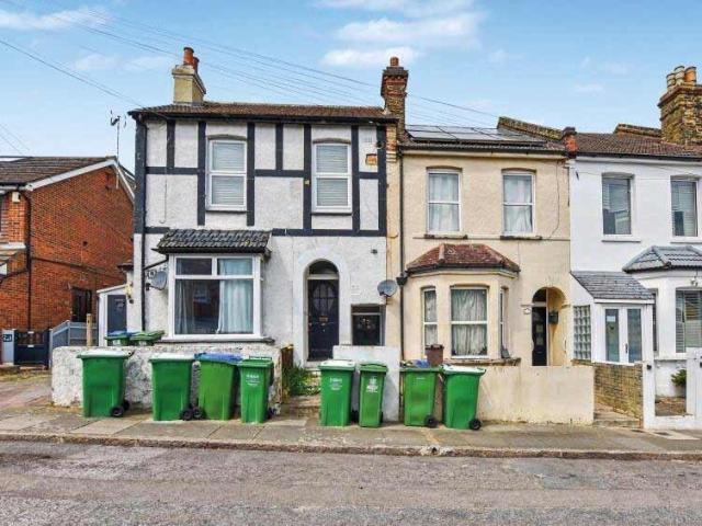 1 bedroom flat for sale