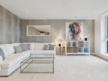 1 bedroom flat for sale