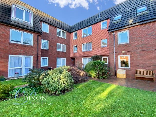 1 bedroom flat for sale