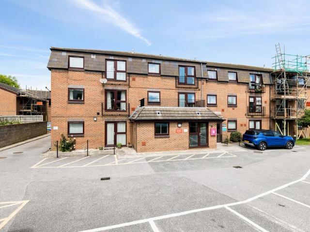 1 bedroom flat for sale
