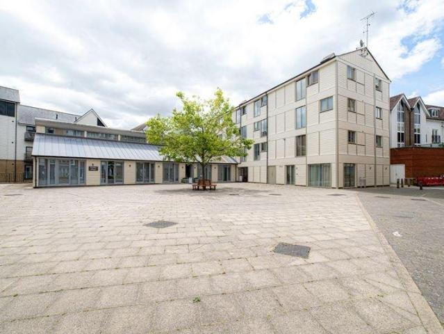 1 bedroom flat for sale