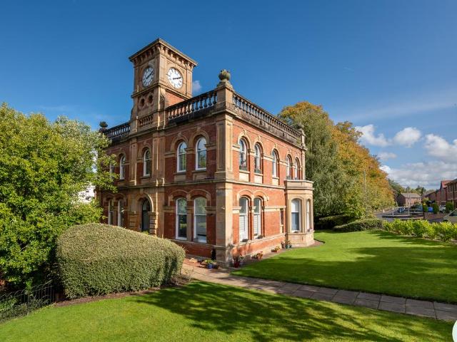 1 bedroom flat for sale