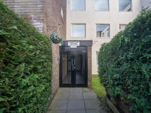 1 bedroom flat for sale