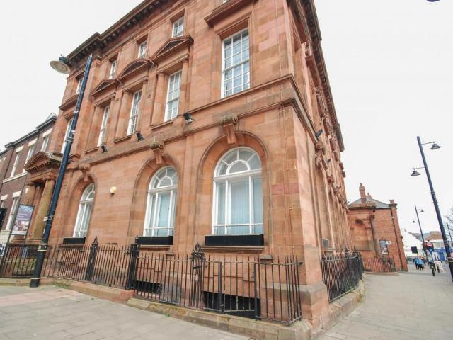 1 bedroom flat for sale