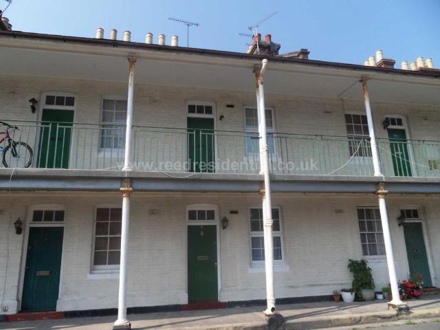 1 bedroom flat for sale
