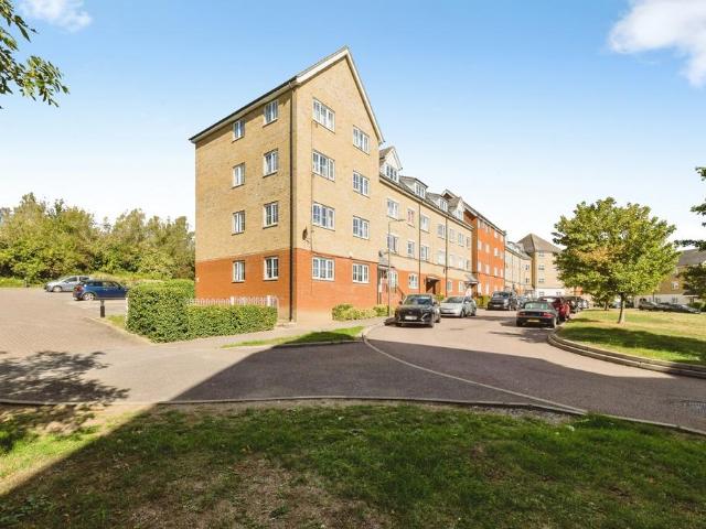 1 bedroom flat for sale