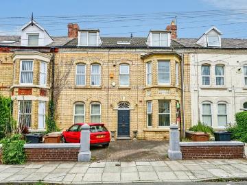 1 bedroom flat for sale
