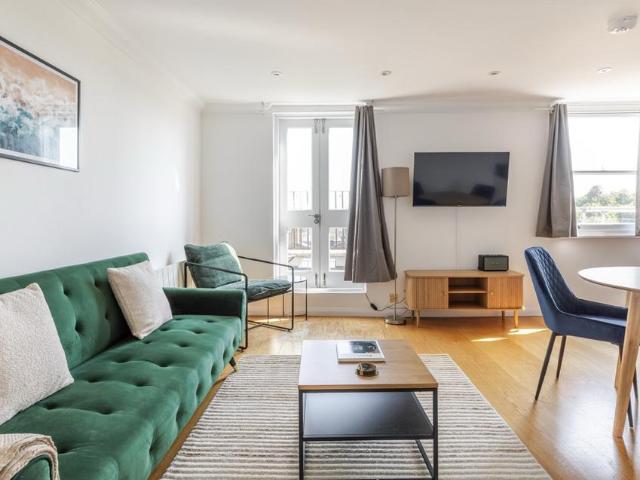 1 bedroom flat for sale