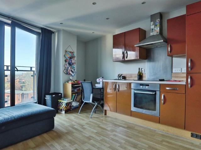 1 bedroom flat for sale
