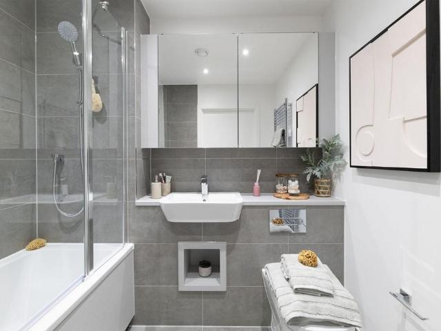 1 bedroom flat for sale