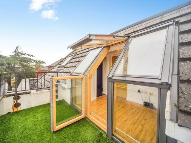 1 bedroom flat for sale