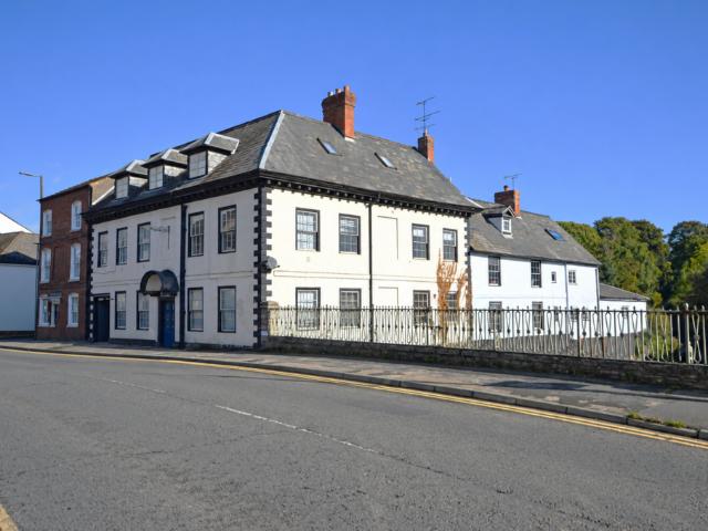 1 bedroom flat for sale