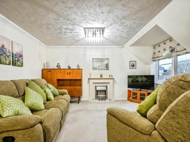 1 bedroom flat for sale