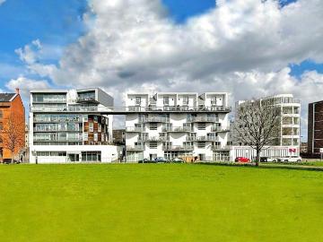 1 bedroom flat for sale