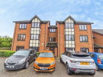 1 bedroom flat for sale
