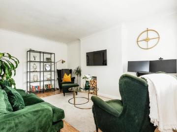 1 bedroom flat for sale