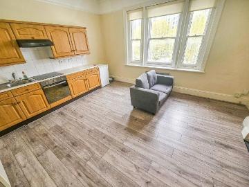 1 bedroom flat for sale