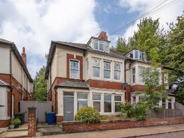 1 bedroom flat for sale