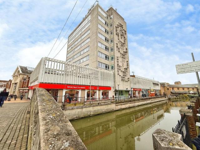 1 bedroom flat for sale