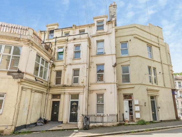 1 bedroom flat for sale