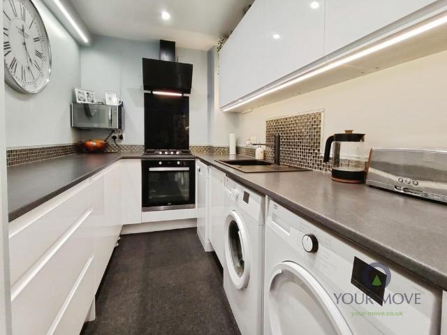 1 bedroom flat for sale