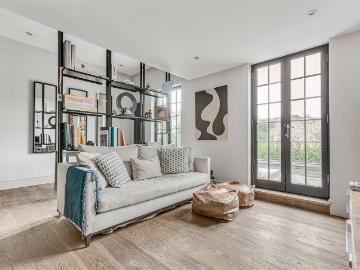 1 bedroom flat for sale