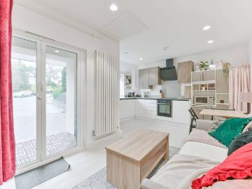 1 bedroom flat for sale